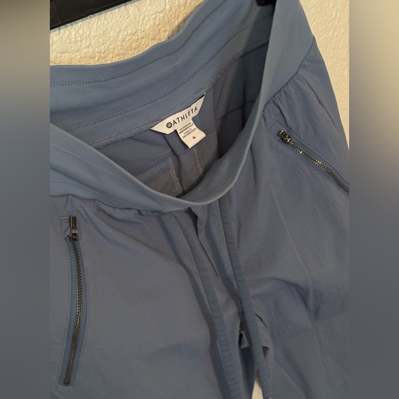 Athleta Trekkie North Jogger size 4 EUC - Picture 3 of 3